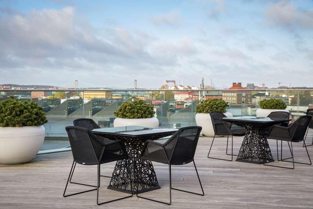 Hotel Radisson Blu Riverside 4*