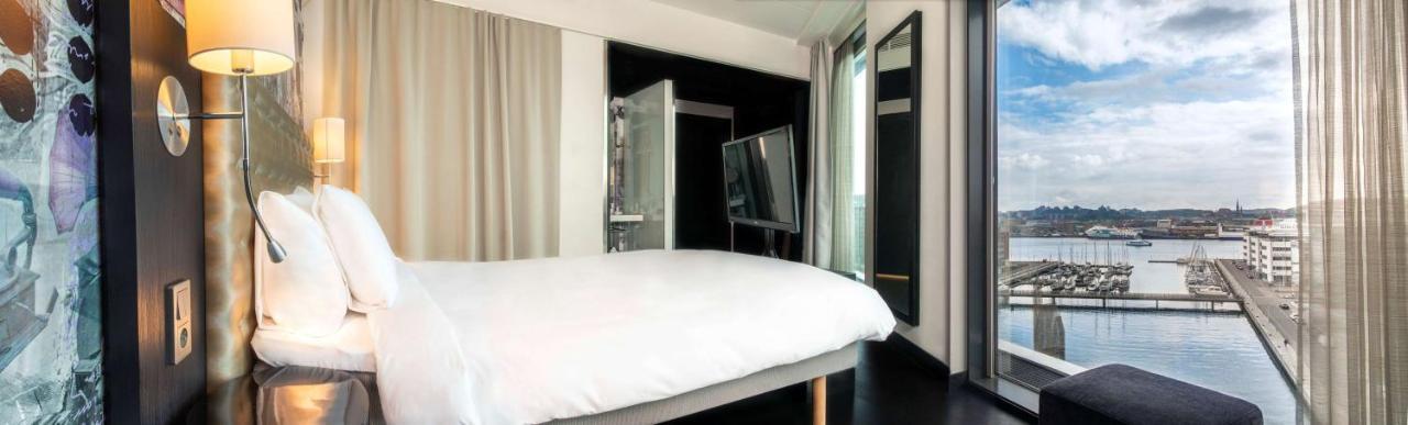 Radisson Blu Riverside 4*